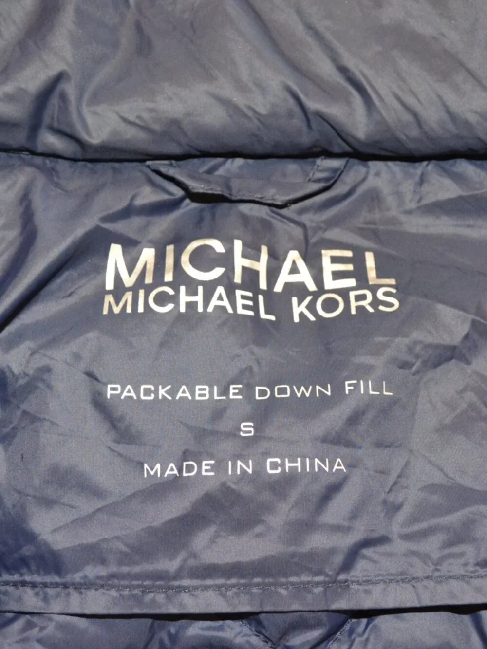 Michael Kors Navy Blue quilted Puffer Packable Down filled Trench jacket, sz S